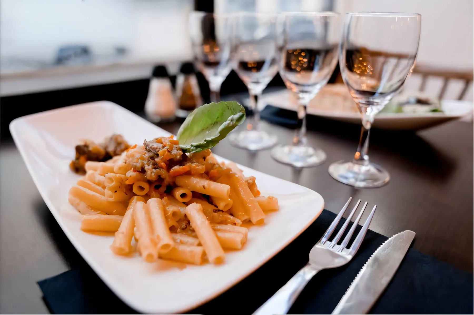 Pasta rigate alla napoletana